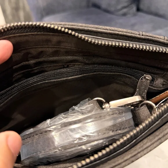 Trinity Ranch Western Hair-On Cowhide Concealed Carry Crossbody Black - Picture 6 of 6